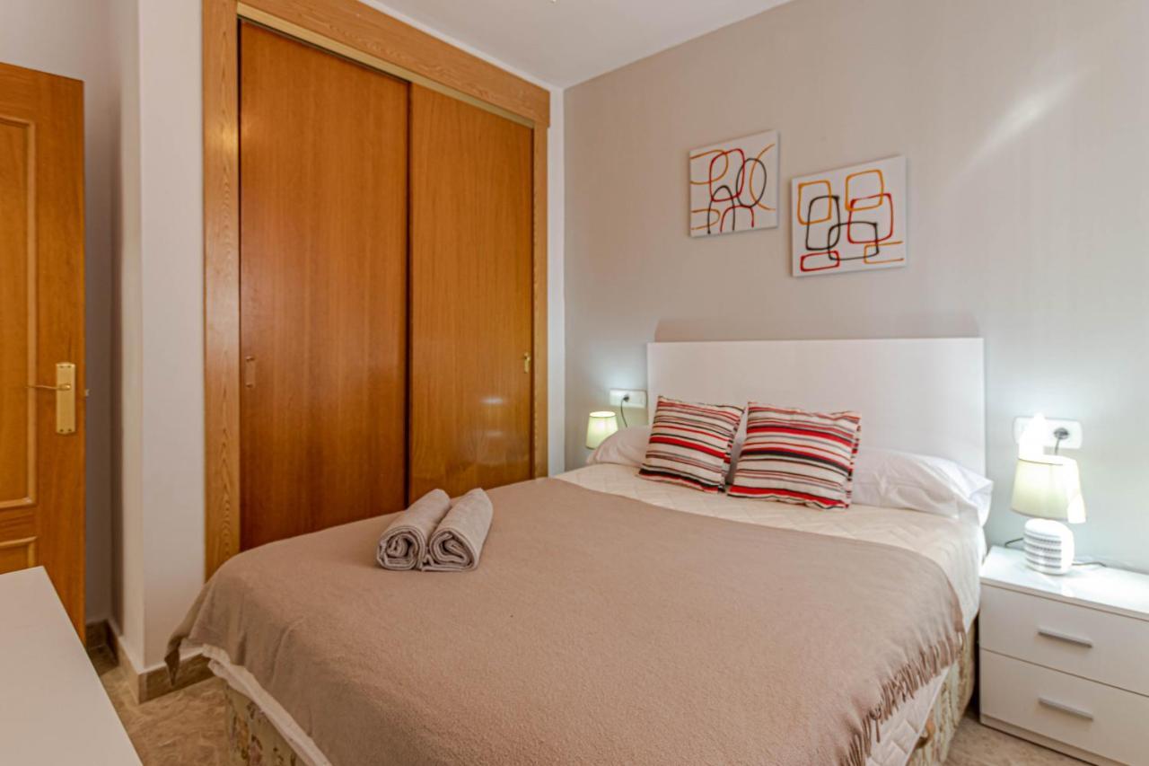 797 Holiday Rentals- Duplex Para 7 En La Carihuela A 1 Min De La Playa Torremolinos Exterior photo